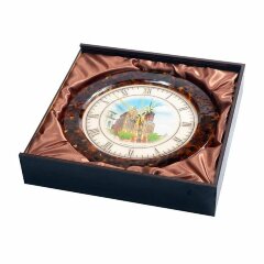 Настенные часы из янтаря «Кафедральный собор» для рабочего кабинета