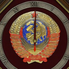 Настенные часы «Герб СССР» — оценит человек, служивший в Советском Союзе