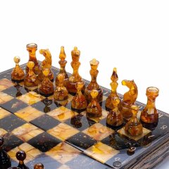 Янтарные складные шахматы «Антик» с фигурами