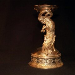 Бронзовый подсвечник «Овен» для интерьера дома