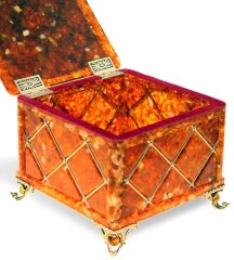 Шкатулка из янтаря «Классик»