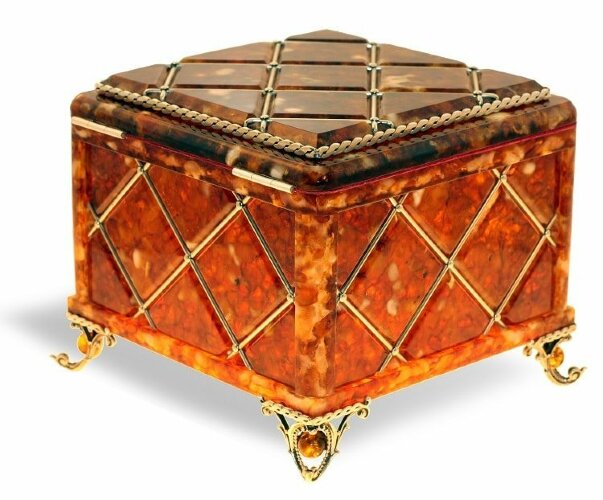 Шкатулка из янтаря «Классик»