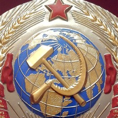 Настенная ключница «Герб СССР» в подарок дедушке для хранения ключей