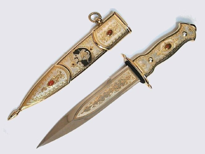 Кинжал «Воин»