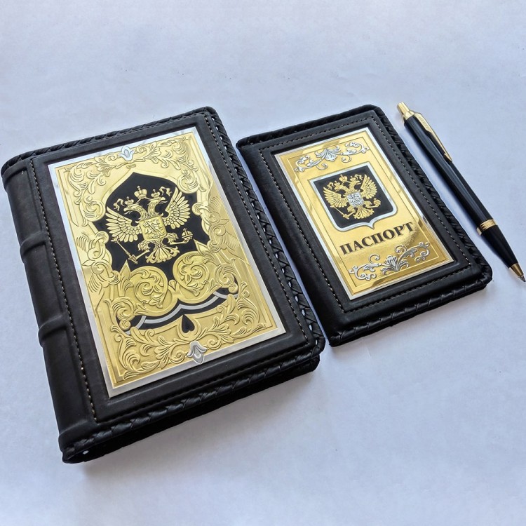 Кожаный набор «Герб России» (обложка для паспорта, ежедневник, ручка Parker)
