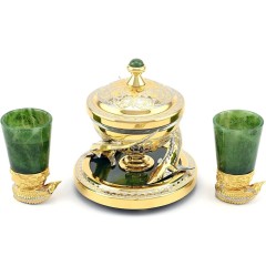 Набор для водки с икорницей «Стерлядка» и двумя нефритовыми стопками в подарок другу