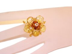 Кольцо из янтаря «Нежный цветок»