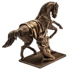 Сувенирная статуэтка «Конь Клодта» №2 украшающая Аничков мост — как оригинальный подарок из СПб