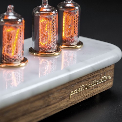 Ламповые часы «Мрамор» из коллекции Горные породы