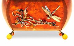 Шкатулка из янтаря «Лето»