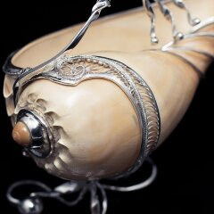 Серебряный соусник «Божоле» из натуральной морской раковины