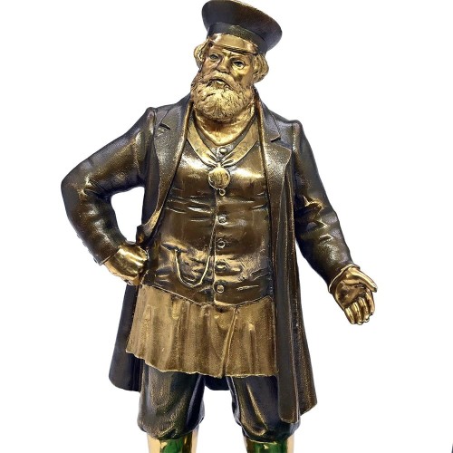 Сувенирная композиция «Купец с сундуком» на малахите в подарок мужчине бизнесмену