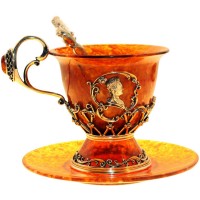 Чайная чашка из янтаря «Екатерина»