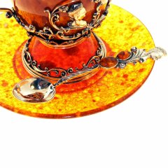 Чайная чашка из янтаря «Екатерина»