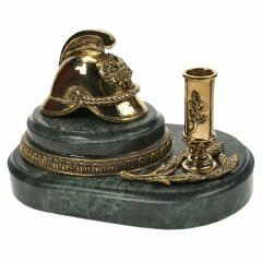 Настольный сувенир «Пожарный»