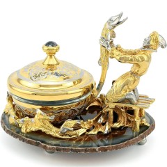 Златоустовская икорница на агате «Емеля» в каталоге столовых приборов для праздничного стола