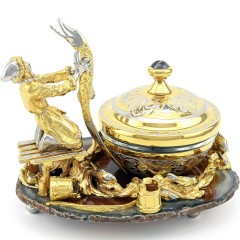 Златоустовская икорница на агате «Емеля» в каталоге столовых приборов для праздничного стола