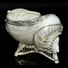 Серебряная шкатулка «Божоле» с морской раковиной