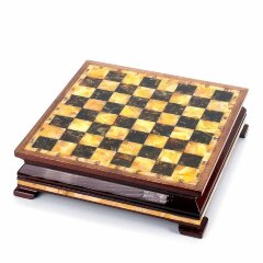 Эксклюзивный шахматный ларец «Классик» и янтаря с фигурами