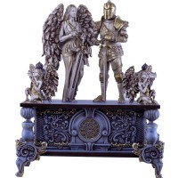 Каминные резные часы «Ангел и Рыцарь» из массива дерева