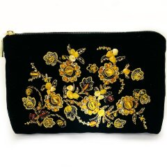 Бархатная косметичка из янтаря и бисера «Весна»