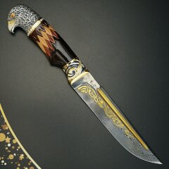 Сувенирная композиция нож «СОКОЛ» с фигурой птицы