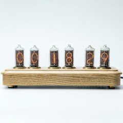 Ламповые часы газоразрядные «Восток-3» из ценных пород дерева (дуб)