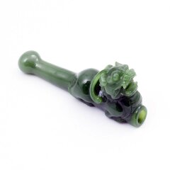 Нефритовая трубка «Дракон» из зелёного нефрита