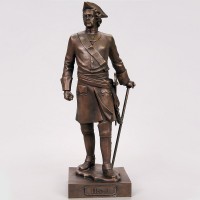 Сувенирная статуэтка «Пётр первый» — основатель города Санкт-Петербург из бронзы в подарок из Северной столицы