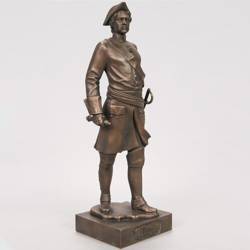 Сувенирная статуэтка «Пётр первый» — основатель города Санкт-Петербург из бронзы в подарок из Северной столицы