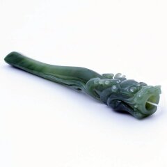 Нефритовый мундштук «Голова дракона» из зелёного нефрита