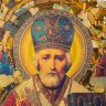 Витражная икона «Николай Чудотворец» из янтаря в багете