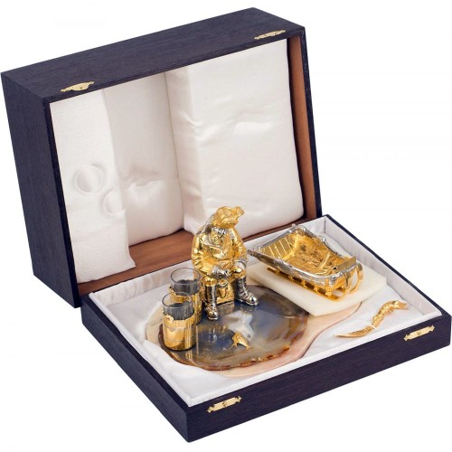 Набор для водки с икорницей на камне «Зимняя рыбалка» с двумя стопками