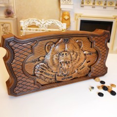 Резные нарды «Медведь ВДВ» из массива дерева — мужской подарок брату