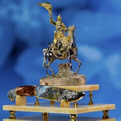 Подарочная композиция «Соколиная охота» с ножом и фигурой всадника