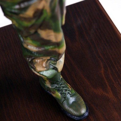 Скульптурная фигура «Боец ССО» в подарок защитникам детей войны