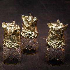 Набор стопок перевёртышей «Охотник» с графином в кожаном кейсе