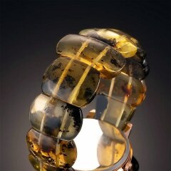 Женские наручные часы «Бабочки» из балтийского янтаря