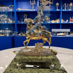 Сувенирная композиция «Соколиная охота» с ножом и фигурой всадника