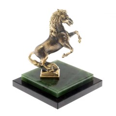 Бронзовая статуэтка «Лошадка на дыбах» — новогодний подарок 2026 года