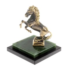 Бронзовая статуэтка «Лошадка на дыбах» — новогодний подарок 2026 года