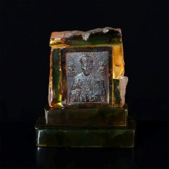 Янтарная икона «Николай Чудотворец» на подставке