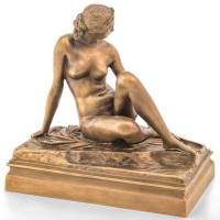 Скульптурная композиция «Сидящая Диана», бронза