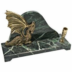 Настольный сувенир «Дракон»