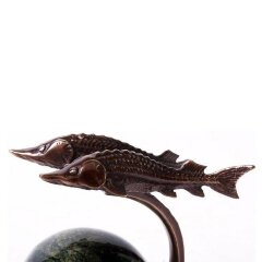Бронзовая статуэтка «Рыбы» на камне змеевик