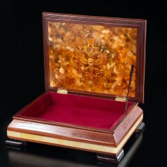 Деревянная шкатулка «Герб РФ» с натуральным янтарём