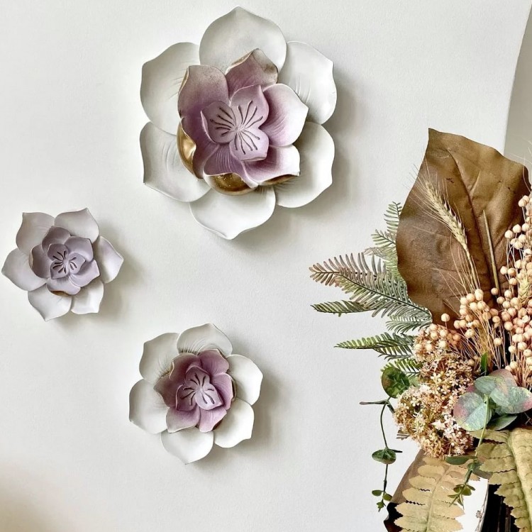 Декоративное 3D панно для настенного интерьера «Цветы» бело-фиолетового цвета (3 шт)