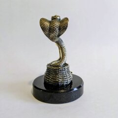 Бронзовая статуэтка «Змей весельчак» в подарок коллекционеру