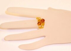 Кольцо из янтаря «Свежесть»