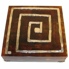 Подарочная игра «Пятнашки» из янтаря